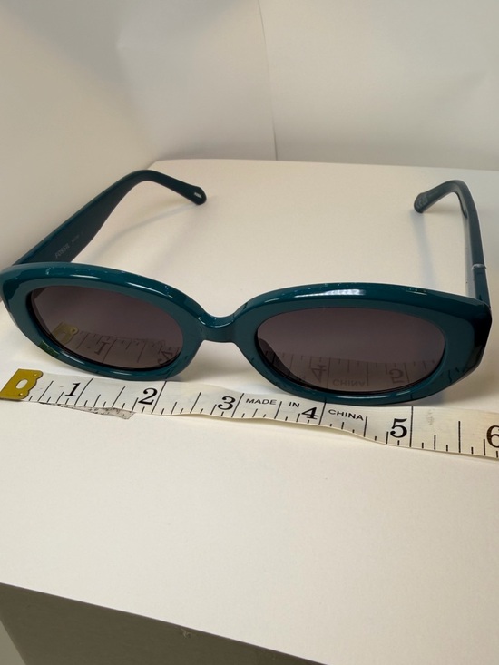 Fossil Teal Oval Women's Sunglasses - Picture 6 of 7